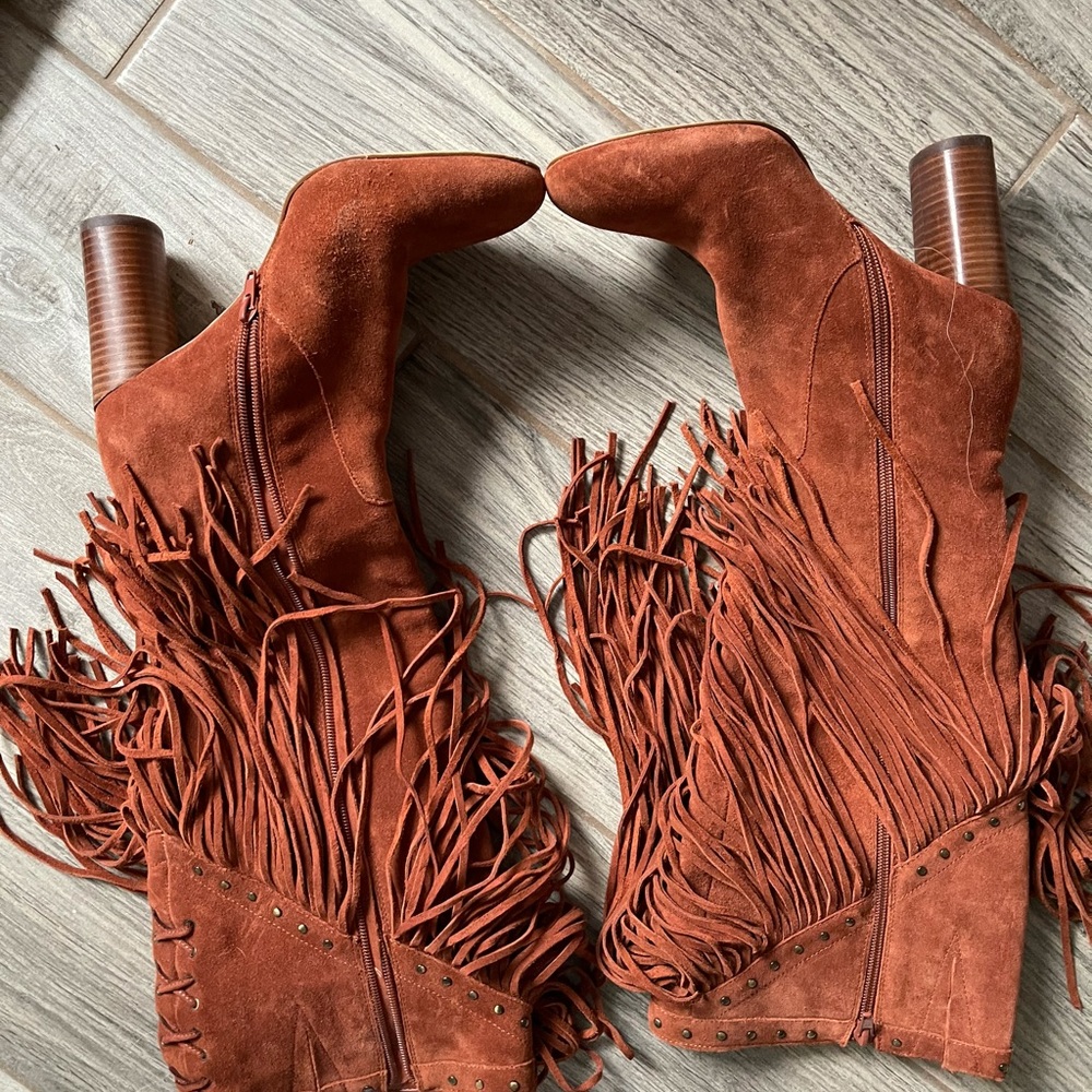 Suede Leather Fringe Boots 8.5